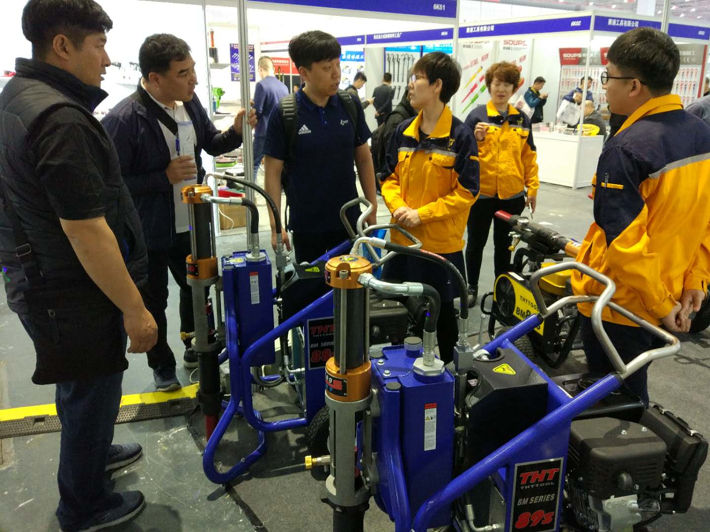 涂汇特腻子喷涂机