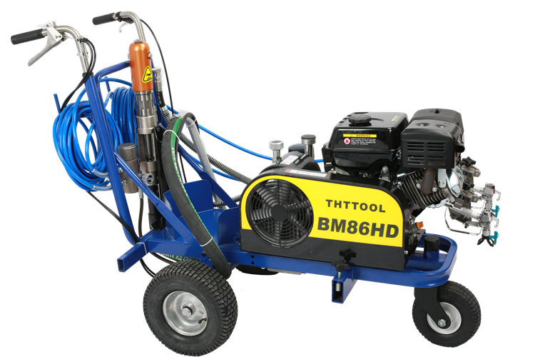 Road cold spray marking machine with double gun